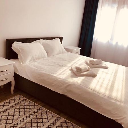 Apartamento Narcisa Piatra Neamţ Exterior foto